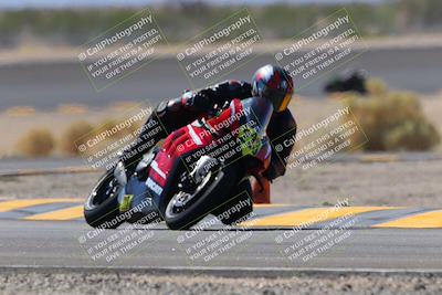 media/Oct-08-2022-SoCal Trackdays (Sat) [[1fc3beec89]]/Turn 14 (1050am)/